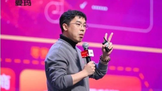 春风行动2026！爱玛罗庆一：全面推进全品类、智能化、国际化，全维领跑电动车行业未来竞争！