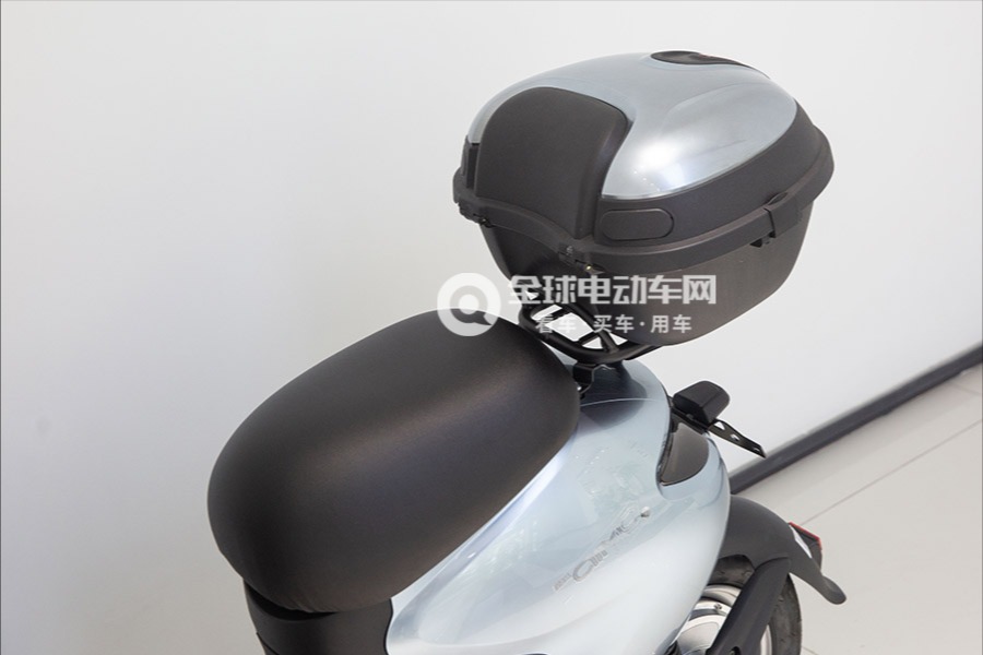 爱玛电动车C102图片