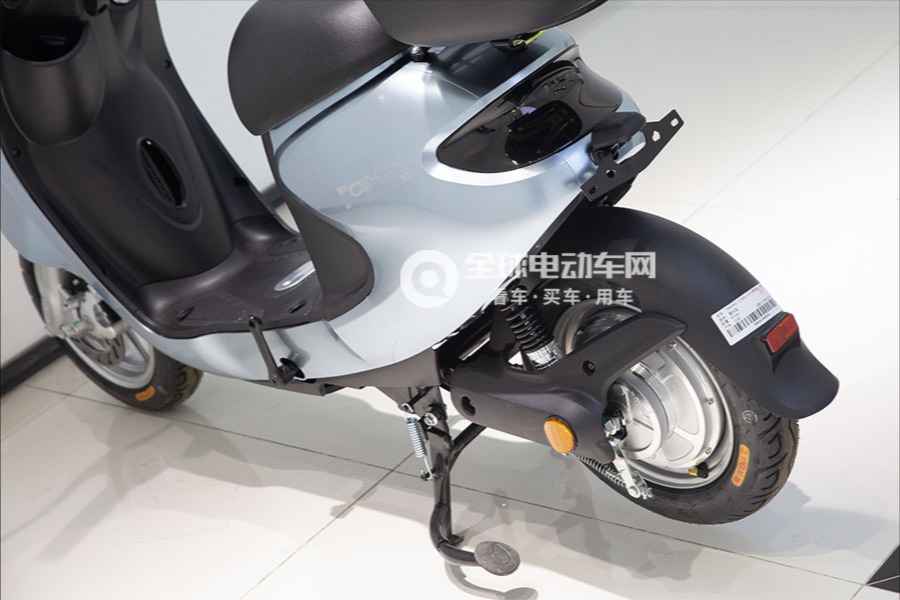 爱玛电动车C102图片