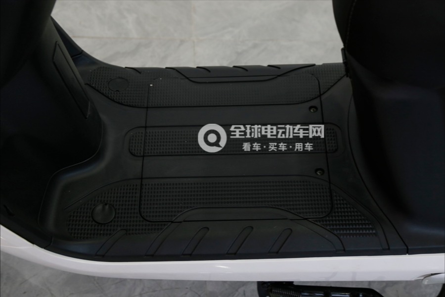 五星钻豹电动车梦精灵图片
