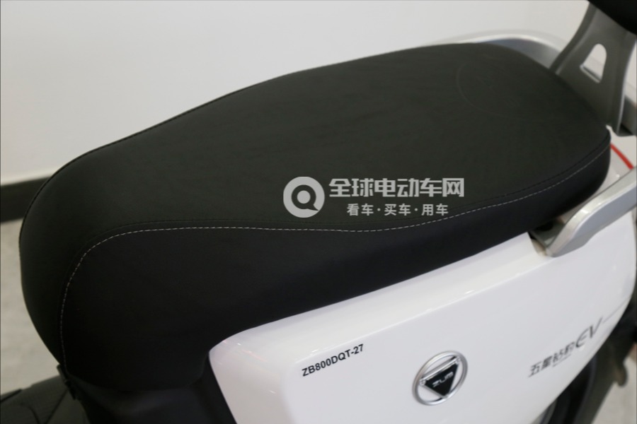 五星钻豹电动车梦精灵图片