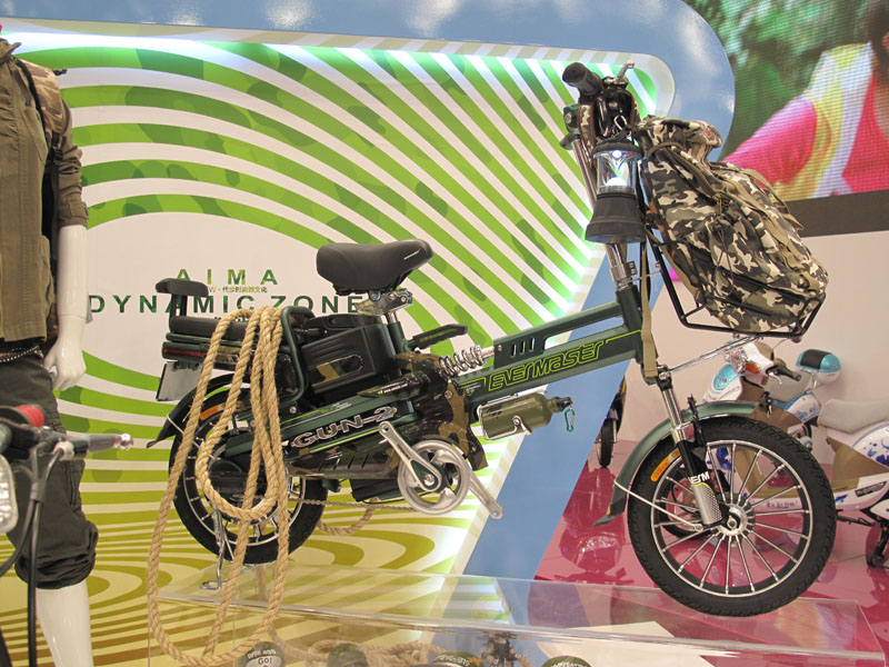 2011天津电动车展会爱玛电动车新品