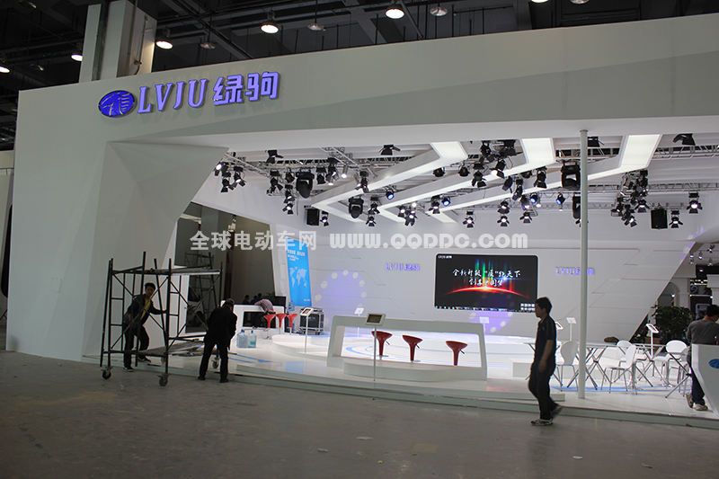 小编拍车展：2013台州电动车展会绿驹电动车展台
