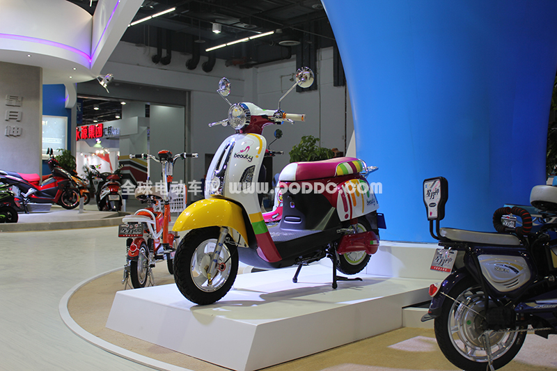 2013年台州电动车展星月神电动车新款实拍