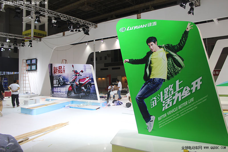2013年宁波电动车展会绿源展位（图）