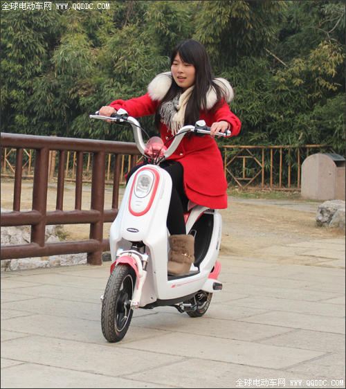 爱玛路可儿民间大咖秀 自信女王强势归来(图组)